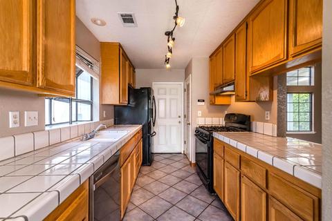 654 Downing Dr, Galt, CA 95632 photo 7