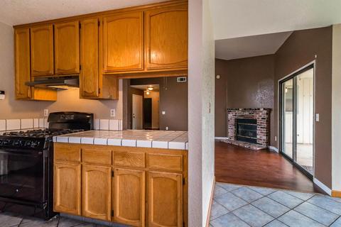 654 Downing Dr, Galt, CA 95632 photo 8