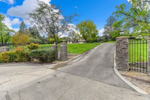 1545 Sunnybrook Ct, Penryn, CA 95663 photo 4