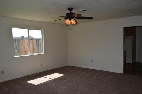 5563 8th St, Keyes, CA 95328 photo 7