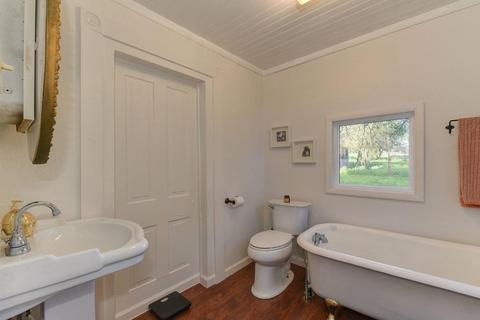 704 N Main St, Jackson, CA 95642 photo 27
