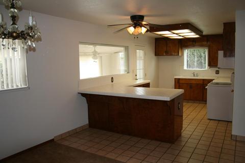 1433 Pearl St, Modesto, CA 95350 photo 4