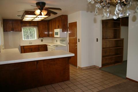 1433 Pearl St, Modesto, CA 95350 photo 5