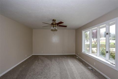 3207 Laura Ave, Merced, CA 95340 photo 9