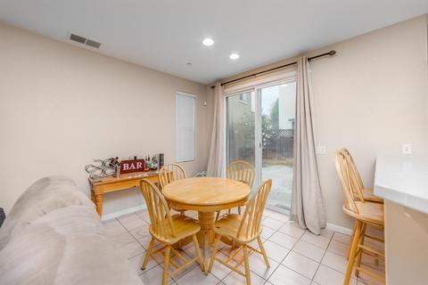 689 Equinox Loop, Lincoln, CA 95648 photo 7