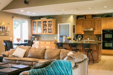 21081 E Rose Clover Ln, Linden, CA 95236 photo 7