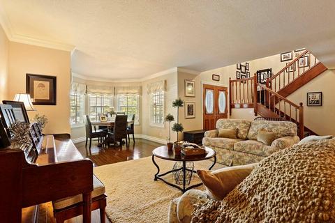 608 Atherton Dr, Lodi, CA 95242 photo 5