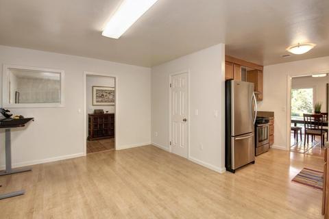 675 Diego Pl, Davis, CA 95616 photo 17