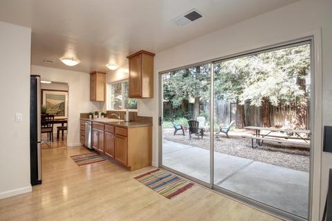 675 Diego Pl, Davis, CA 95616 photo 11