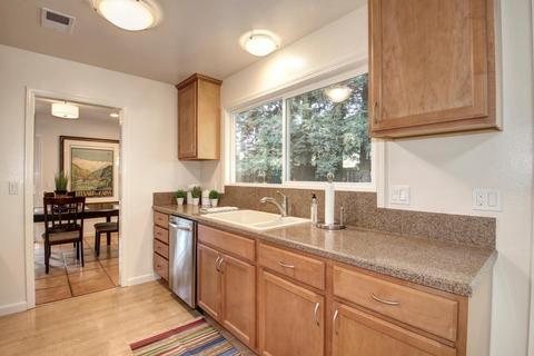 675 Diego Pl, Davis, CA 95616 photo 13