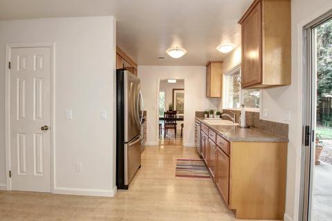 675 Diego Pl, Davis, CA 95616 photo 12