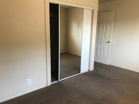 830 Meladee Ln, Galt, CA 95632 photo 11