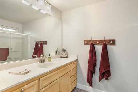 2390 Roualt St, Davis, CA 95618 photo 13
