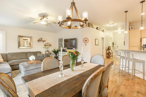 2390 Roualt St, Davis, CA 95618 photo 6