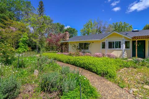 403 Mill St, Folsom, CA 95630 photo 2