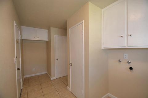 901 Rugby Ln, Modesto, CA 95356 photo 13