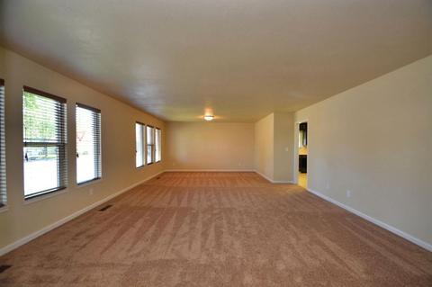 901 Rugby Ln, Modesto, CA 95356 photo 5