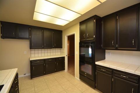 901 Rugby Ln, Modesto, CA 95356 photo 8