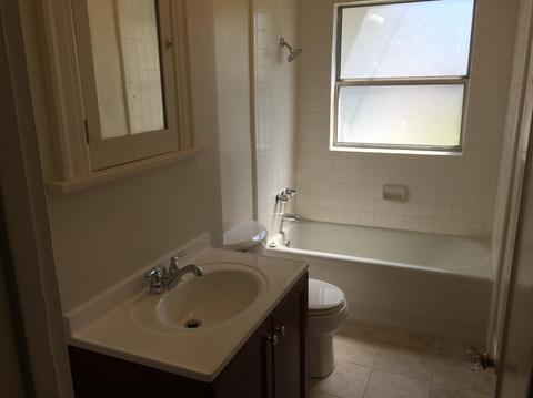 614 W Locust St, Lodi, CA 95240 photo 7