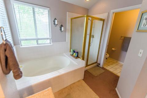 1252 Mohr Cir, Manteca, CA 95337 photo 21