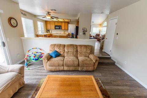 1252 Mohr Cir, Manteca, CA 95337 photo 19