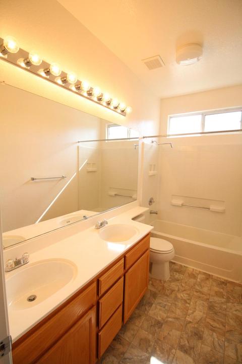 965 Tom Fowler Dr, Tracy, CA 95377 photo 21