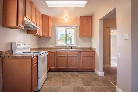 219 Hemlock Ave, Manteca, CA 95337 photo 9