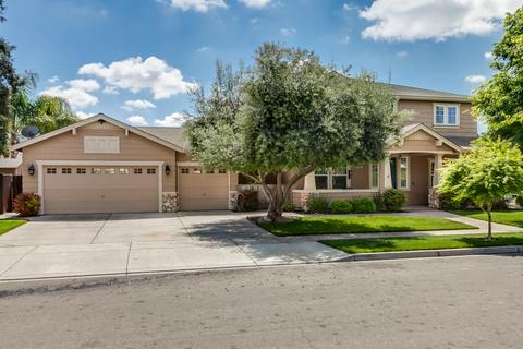 694 Summerton Ln, Turlock, CA 95382 photo 2