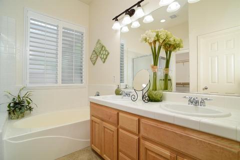 6005 Roswitha Ct, Carmichael, CA 95608 photo 18