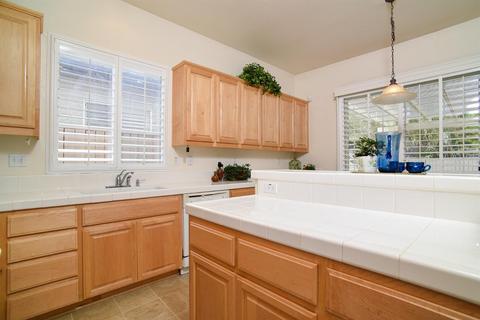 6005 Roswitha Ct, Carmichael, CA 95608 photo 12