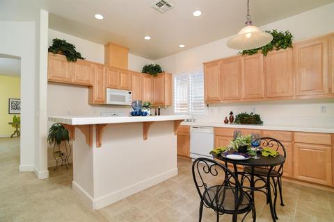 6005 Roswitha Ct, Carmichael, CA 95608 photo 11