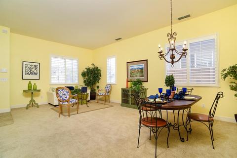 6005 Roswitha Ct, Carmichael, CA 95608 photo 4