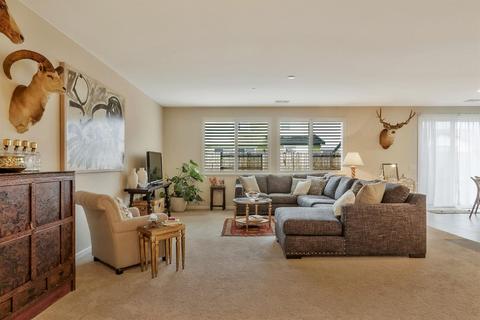 1704 Feathers Ct, Hughson, CA 95326 photo 8