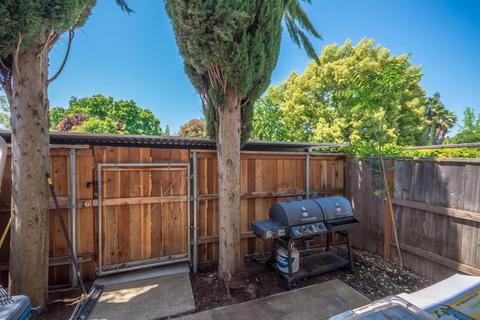 3907 Oak Villa Cir, Carmichael, CA 95608 photo 32
