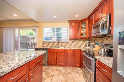 3907 Oak Villa Cir, Carmichael, CA 95608 photo 15