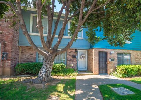 3907 Oak Villa Cir, Carmichael, CA 95608 photo 2