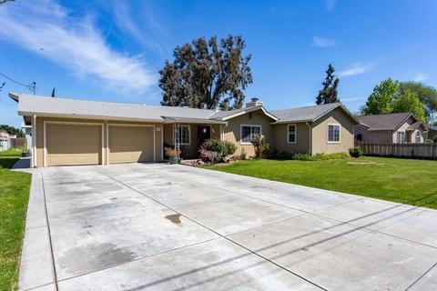 573 E Galin Rd, French Camp, CA 95231 photo 2
