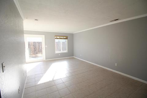 1064 Kyle Pl, Manteca, CA 95337 photo 9