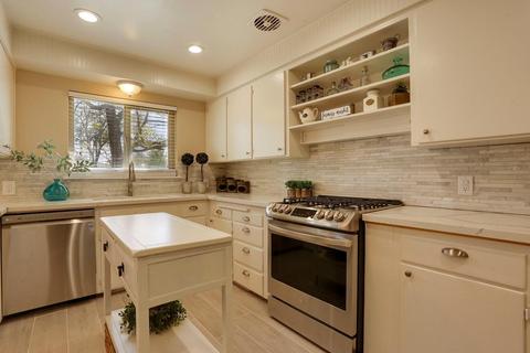 17 N Ham Ln, Lodi, CA 95242 photo 5