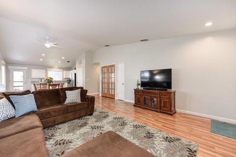 10918 Wethersfield Dr, Mather, CA 95655 photo 4