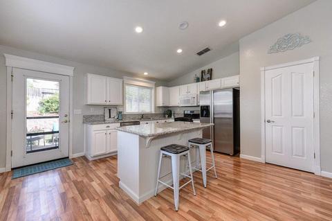 10918 Wethersfield Dr, Mather, CA 95655 photo 2