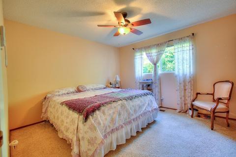 1920 Carleton Dr, Turlock, CA 95382 photo 17