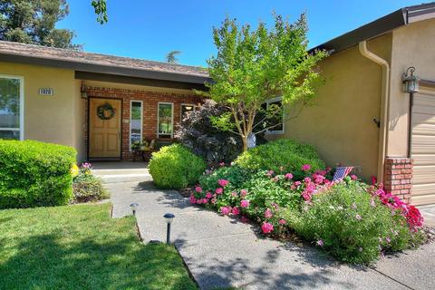 1920 Carleton Dr, Turlock, CA 95382 photo 9