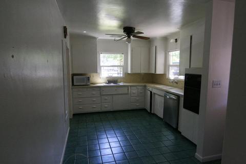 705 Enslen Ave, Modesto, CA 95354 photo 4