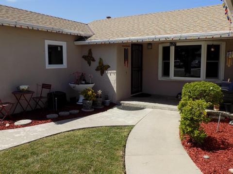 627 Palm Ave, Modesto, CA 95350 photo 1