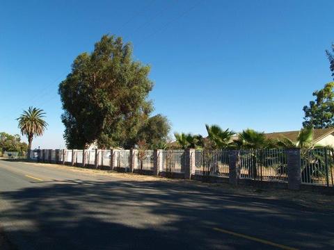 1742 Orange Ave, Patterson, CA 95363 photo 2