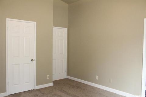 385 S Fullerton Dr, Turlock, CA 95382 photo 15