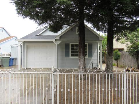 1050 Mount Vernon St, Merced, CA 95341 photo 1