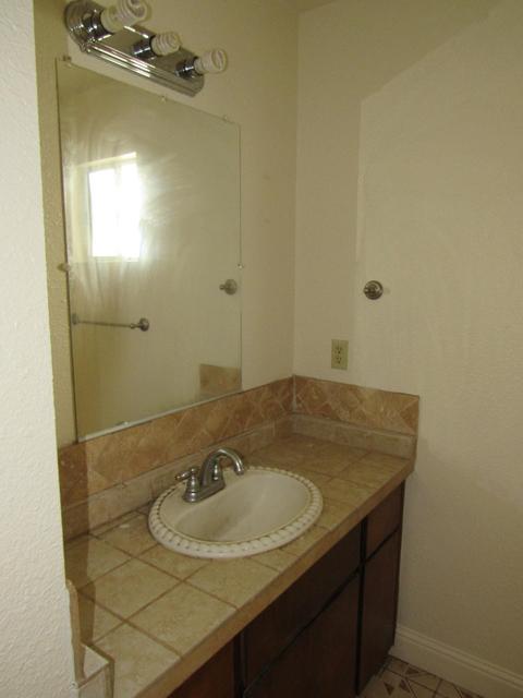 1050 Mount Vernon St, Merced, CA 95341 photo 12