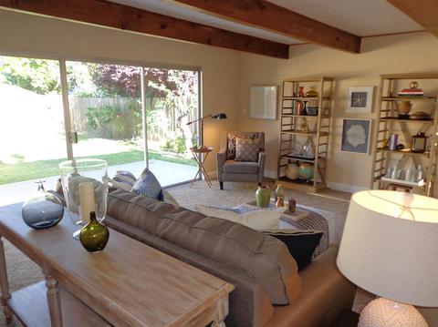 1020 W Walnut St, Lodi, CA 95240 photo 1